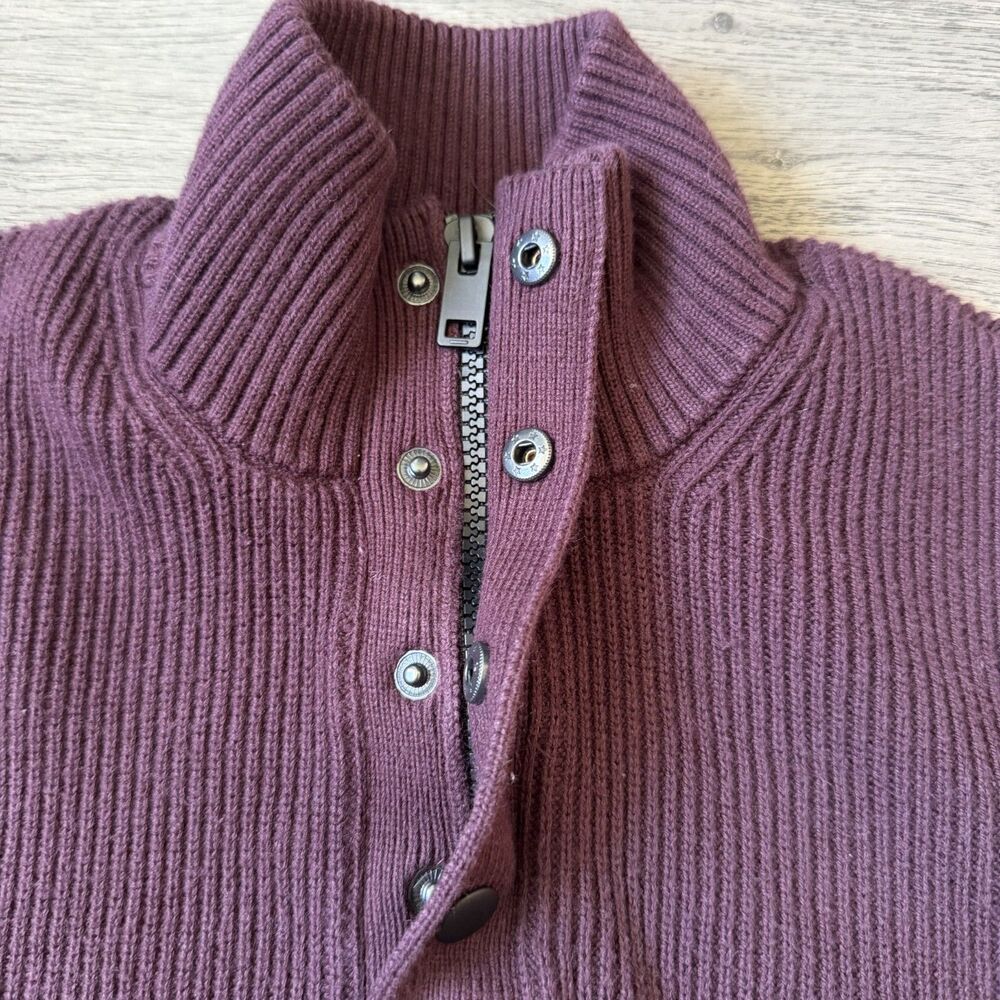 Express Men’s Burgundy Ribbed Knit Mock Neck Sweater Zip Button - Size Large - Picture 4 of 7